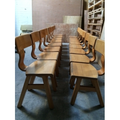 Vintage schoolstoeltjes nr 178